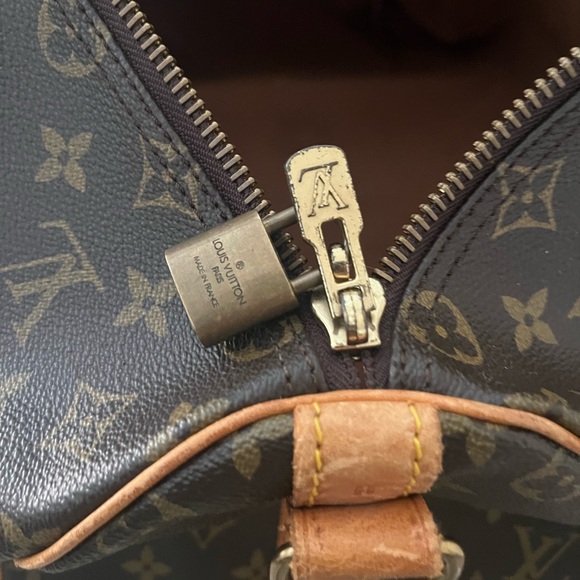 Vintage Monogram LV Keepall 50 Duffle Travel Bag - Picture 4 of 10